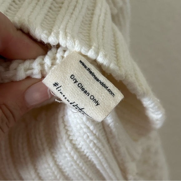 Line + Dot Women’s Knit Sweater XS off white Chunky Fringe Oversized Cottagecore - Picture 10 of 15